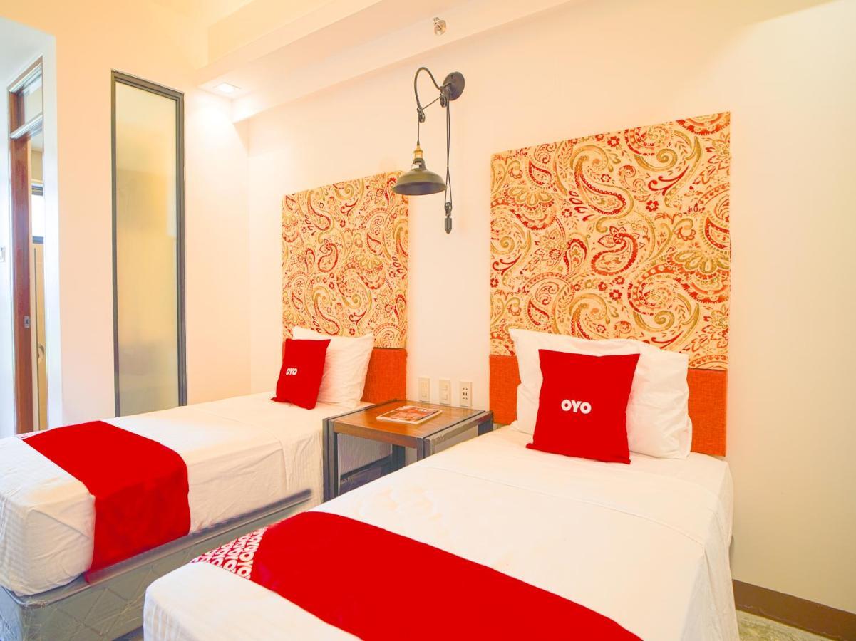 Capital O Oyo 785 The Greenhive Hotel Ibaan Zewnętrze zdjęcie