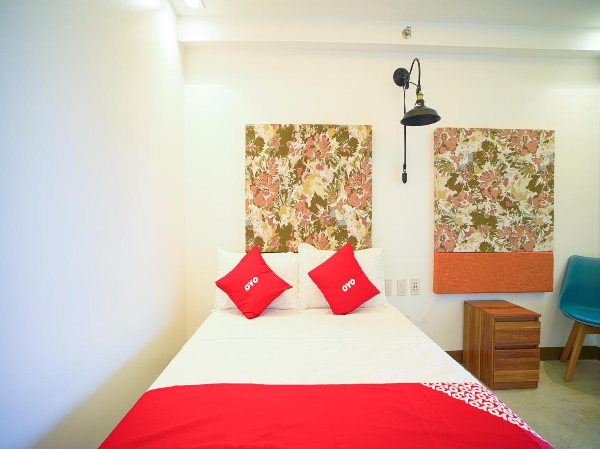 Capital O Oyo 785 The Greenhive Hotel Ibaan Zewnętrze zdjęcie